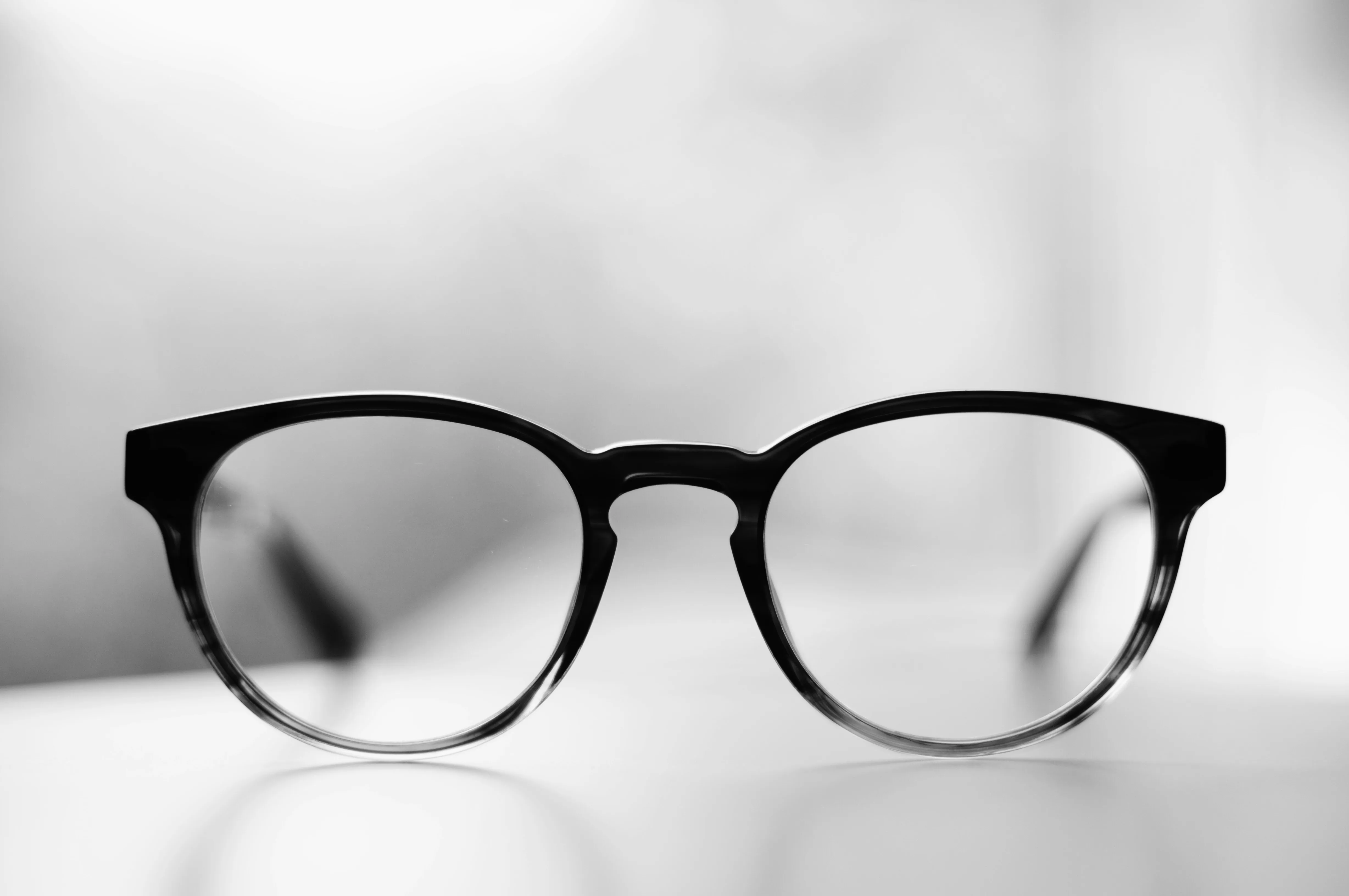 Single Vision and Anti-Glare Prescription Lenses at EYES DAYS